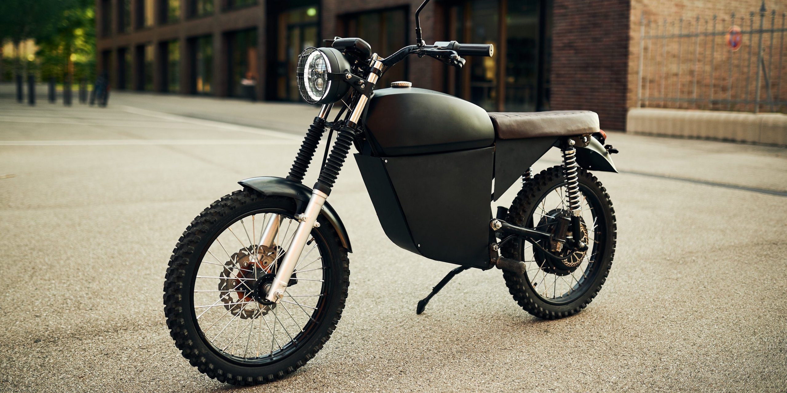 the-blacktea-is-finally-a-50-mph-electric-moped-that-s-priced-inline